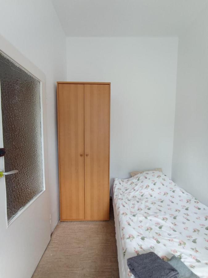 Grzybowska Rooms Varşovia Exterior foto