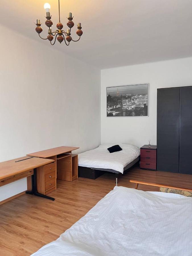 Grzybowska Rooms Varşovia Exterior foto